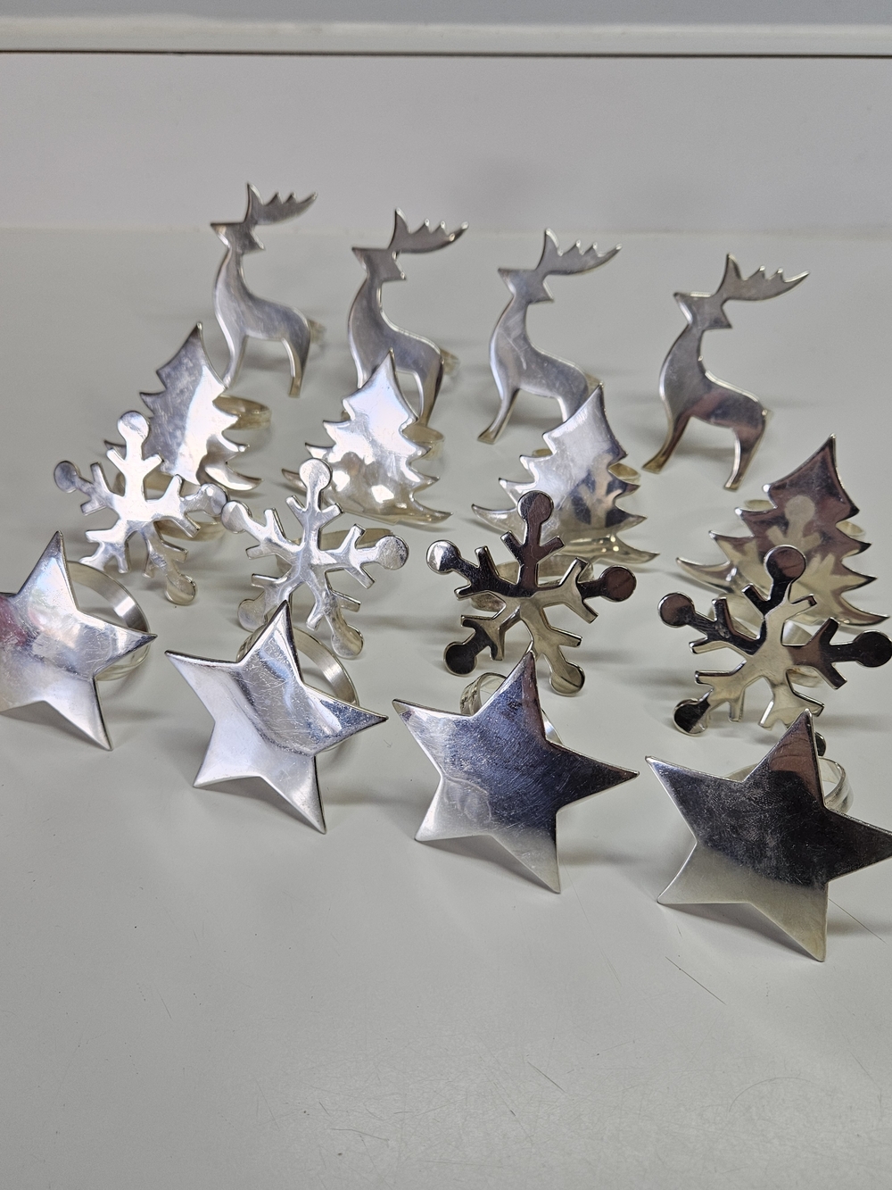 Pier 1 Imports Silver Tone Holiday Napkin Rings Set 16 Reindeer Star Snowflake